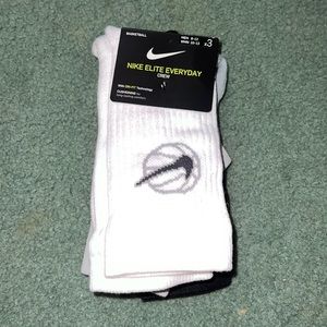 Nike Elite Everyday Crew Socks